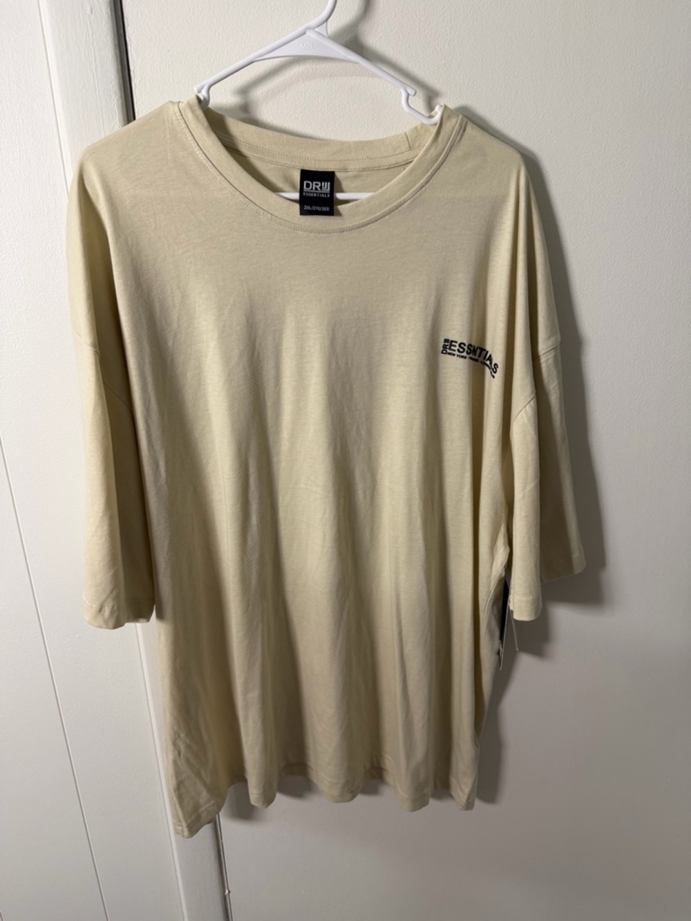 DR Essentials | Tan Essentials Tee | Men’s 2XL | NWT